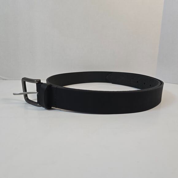 Timberland Men's Genuine Leather Belt Casual Everyday Dress Belt Black 44 - Picture 1 of 3